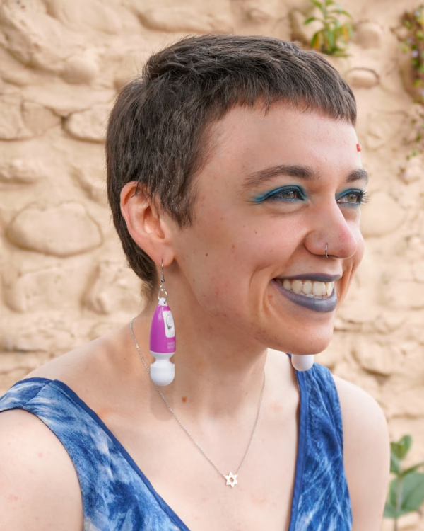 Vibrator Earrings, Purple! - Buzz Vibe Hitatchi Magic Sex Toy Feminist Positive y2k Rave Clubkid Kink Kinky Hen Party - Image 2